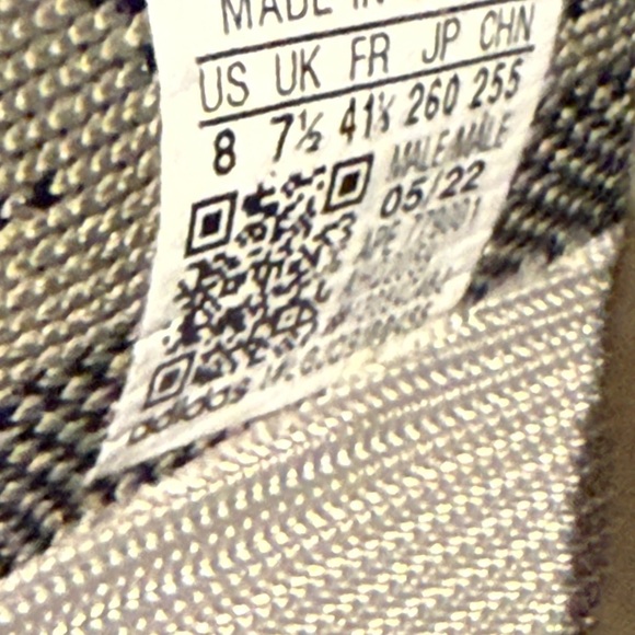 ✨Host pick✨adidas Yeezy Boost 350 V2 - Picture 6 of 7